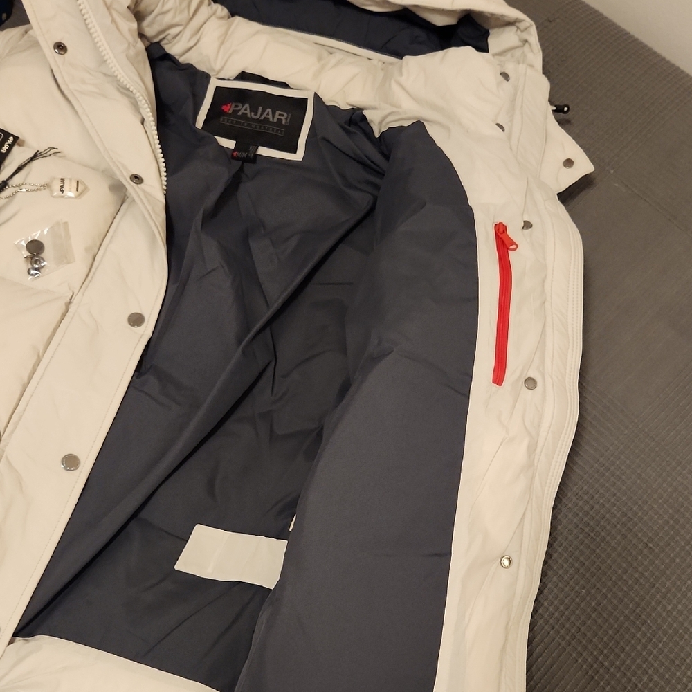 Pajar Women's Cream Puffer Jacket - Picture 5 of 12
